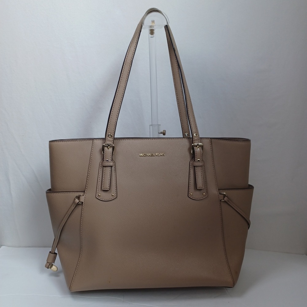 Michael Kors Voyager East West Tote Bag Taupe Saffiano Leather Gold Hardware - Picture 6 of 16